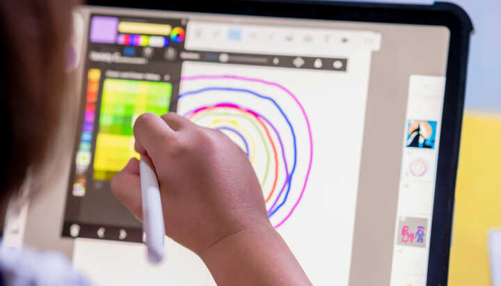 How Technology Is Transforming the Art Classroom